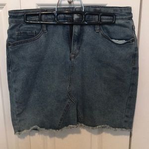 Mossimo Women’s 8/29 Pencil Denim Skirt